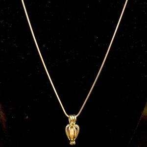 Vintage 18K Gold Plated Caged Pearl Pendant Necklace